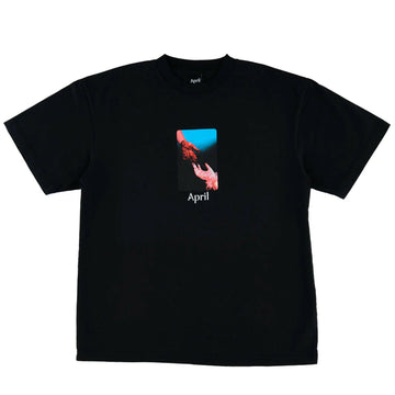 April - Material Tee Black.