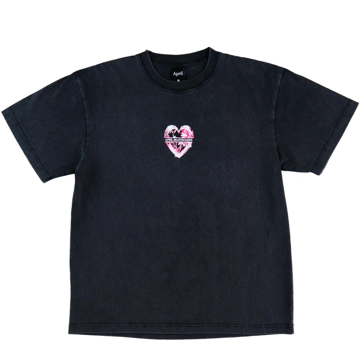 April - Heart Tee Vintage Black.