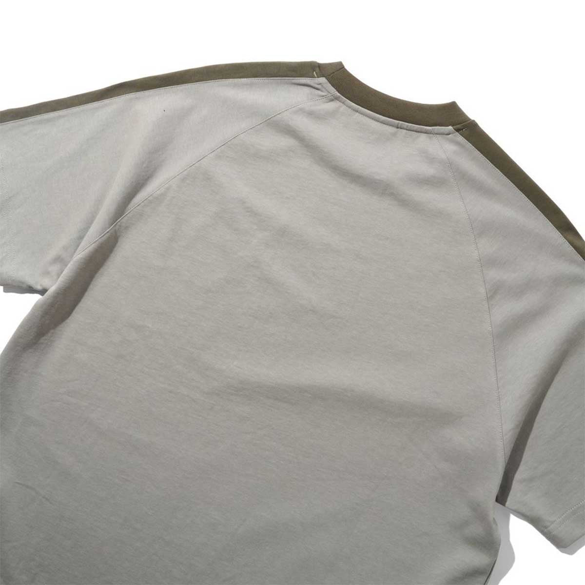Butter Goods - Abseil Panel Tee Cement/Moss Detail