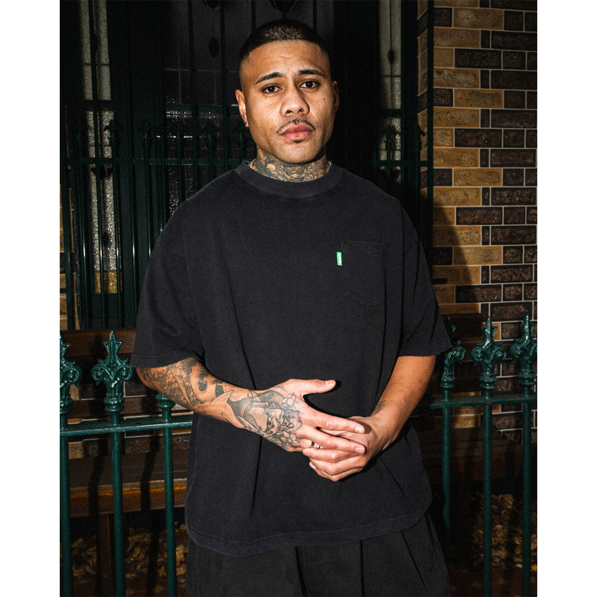 Ichpig - Heavyweight Pocket Tee Onyx.