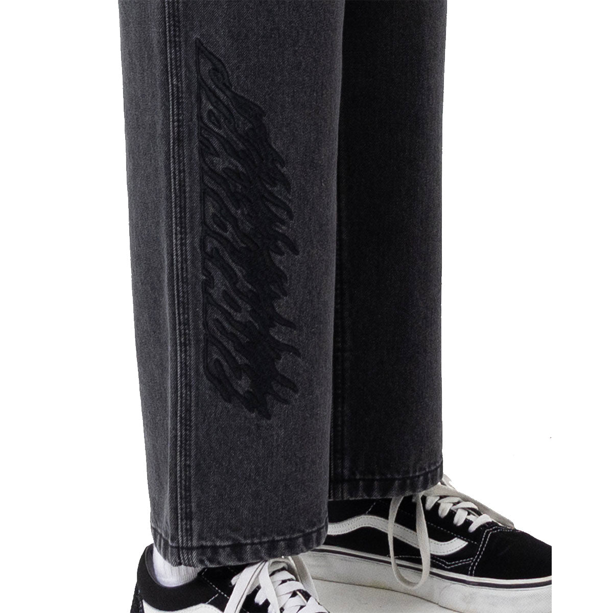 Santa Cruz - Twin Flamed Dot Youth Jeans Washed Black.